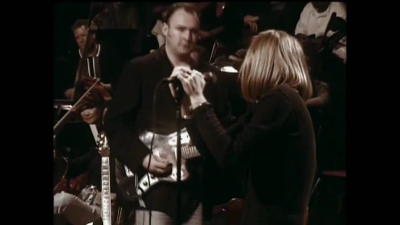 Portishead – Sour times (Roseland NYC) (HQ)