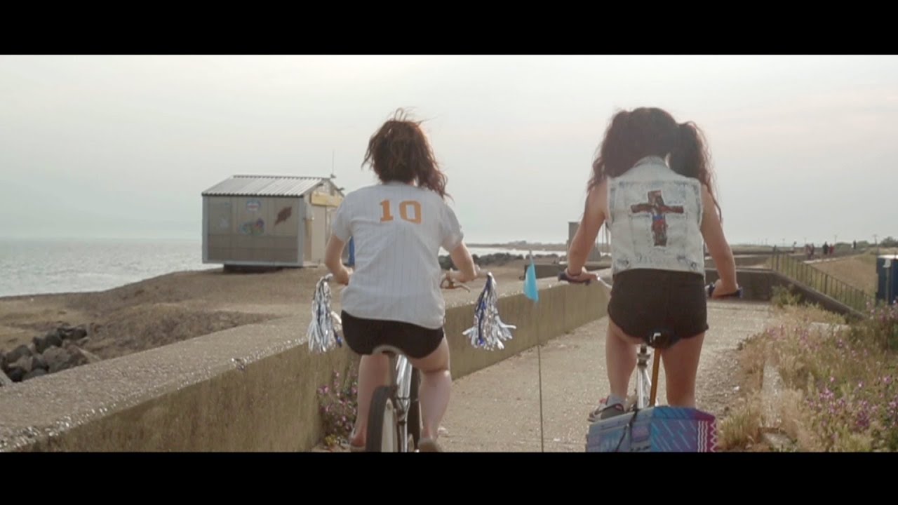 Alice Russell – For A While (Official Video)