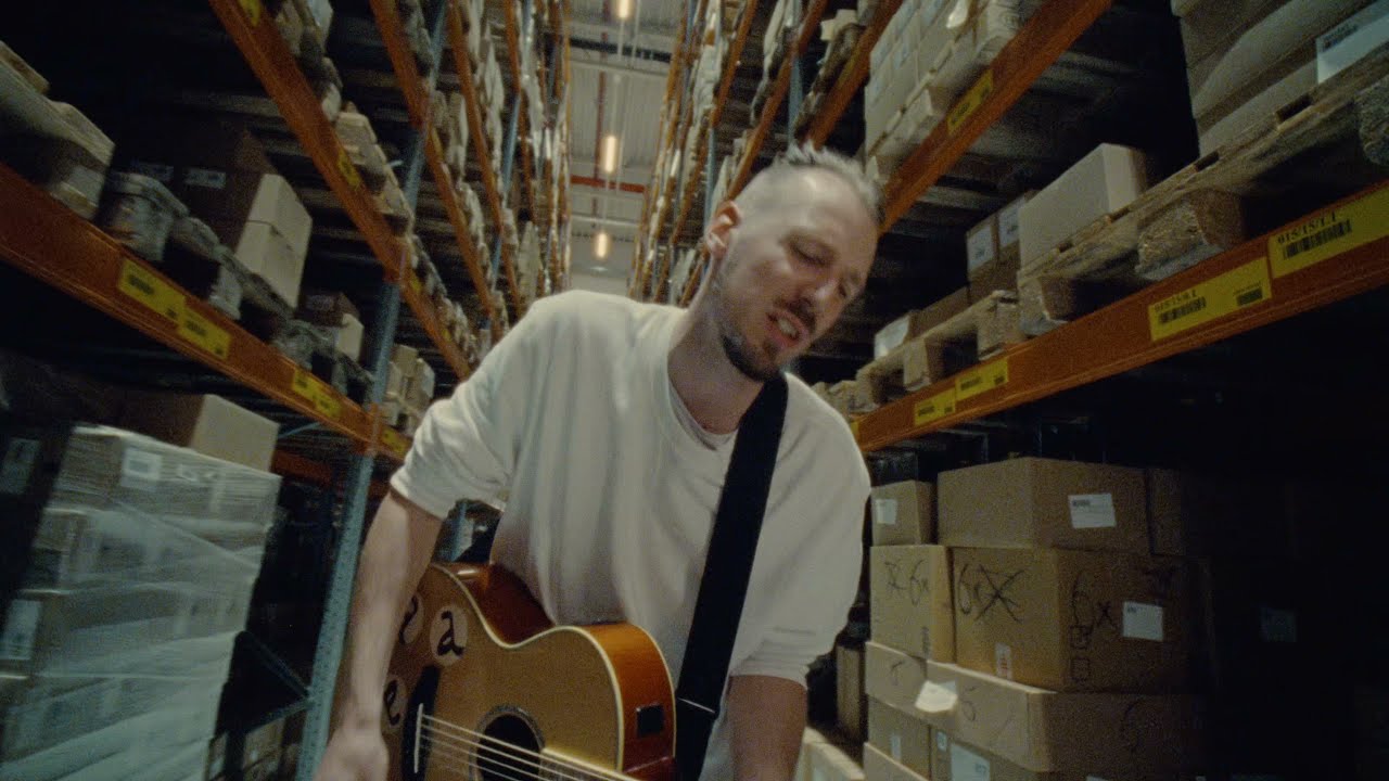 Alligatoah – Nebenjob