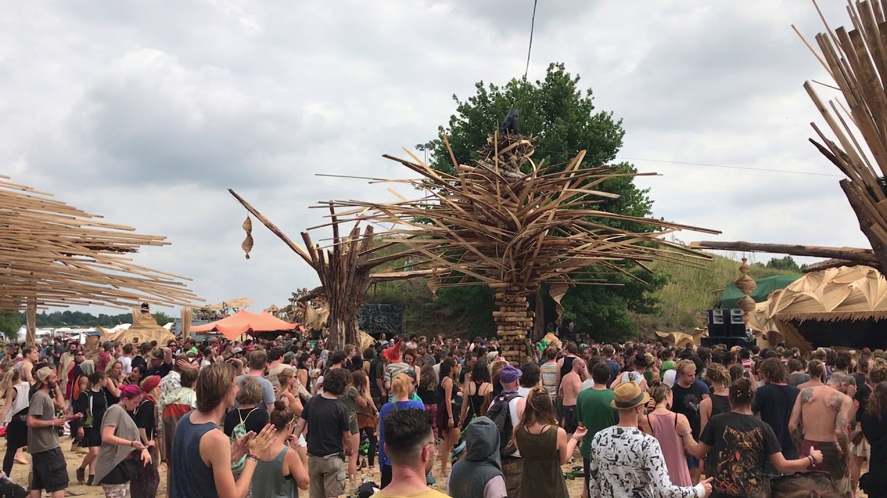 Acid Pauli (part 1/2) @ Freqs of Nature 2017