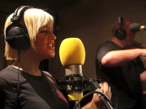 Lights Went Out –  Alice Russell, Gilles Peterson Session 2009