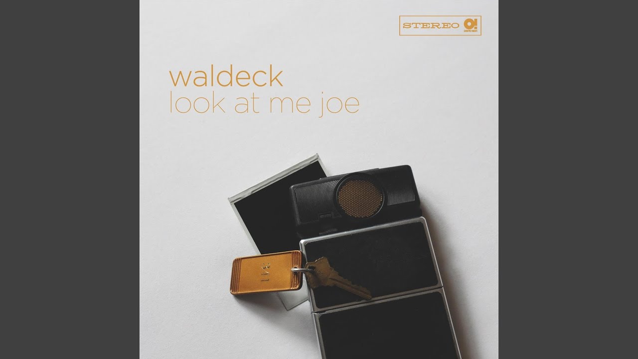 Look at me Joe (feat. Patrizia Ferrara)