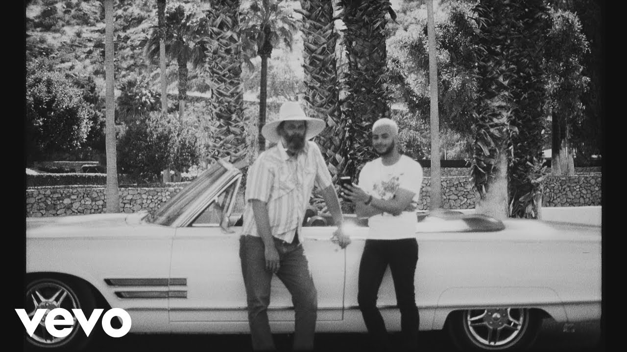 Vampire Weekend – This Life (Official Video)