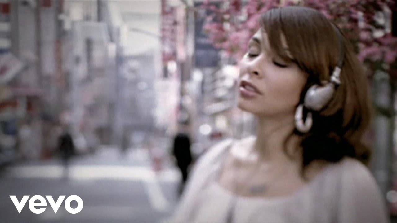 Joy Denalane – Change (Videoclip) ft. Lupe Fiasco