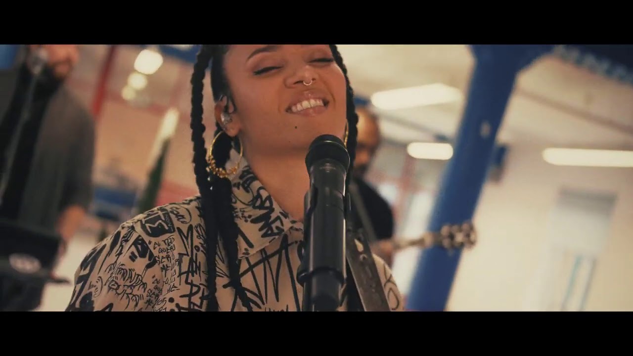 Mayra Andrade – PLANET AFROPUNK – Limitason