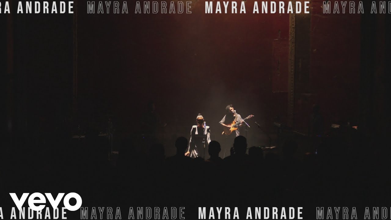 Mayra Andrade – Manga (Live aux Bouffes du Nord)